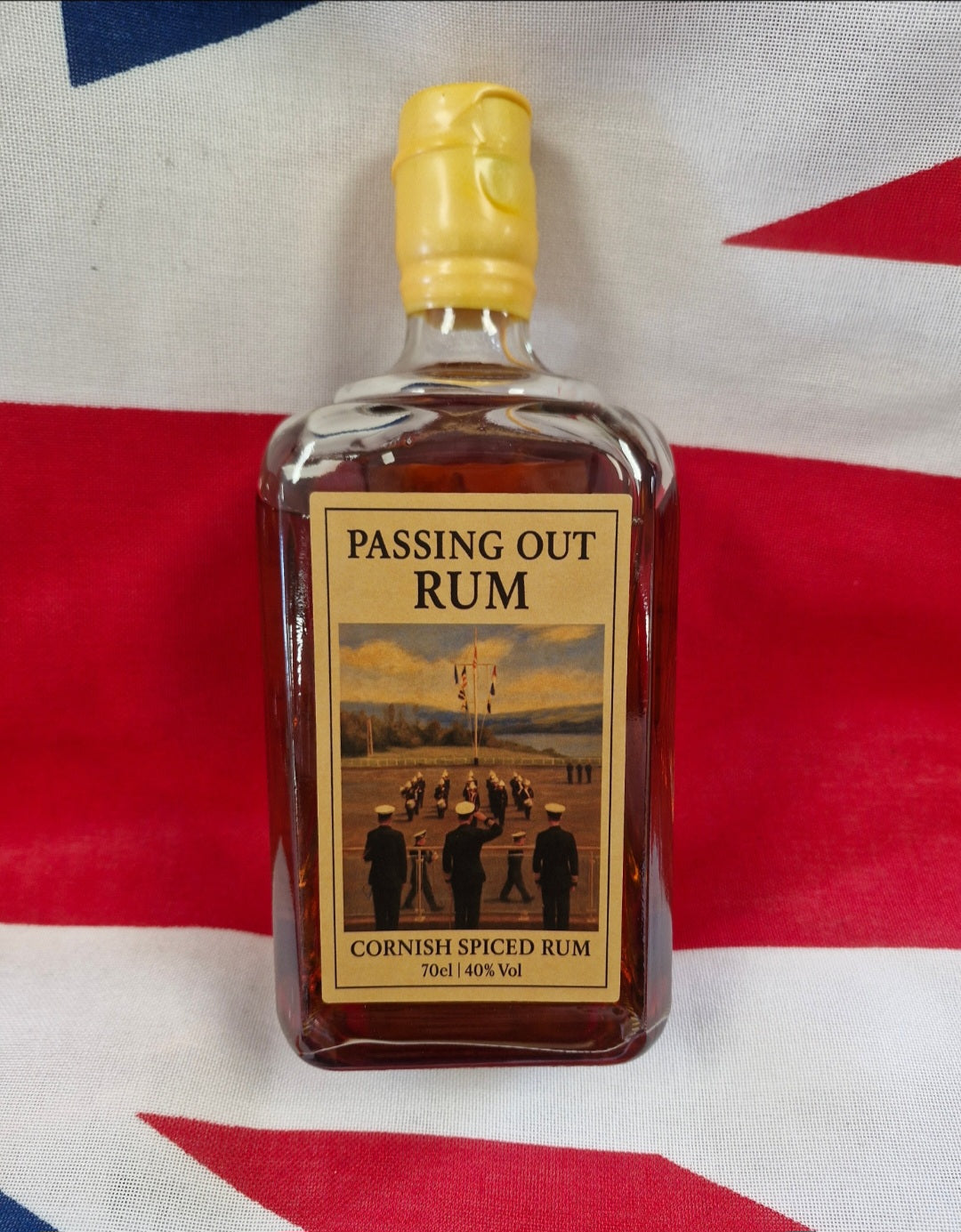 Personalised gift box with Gin/Rum