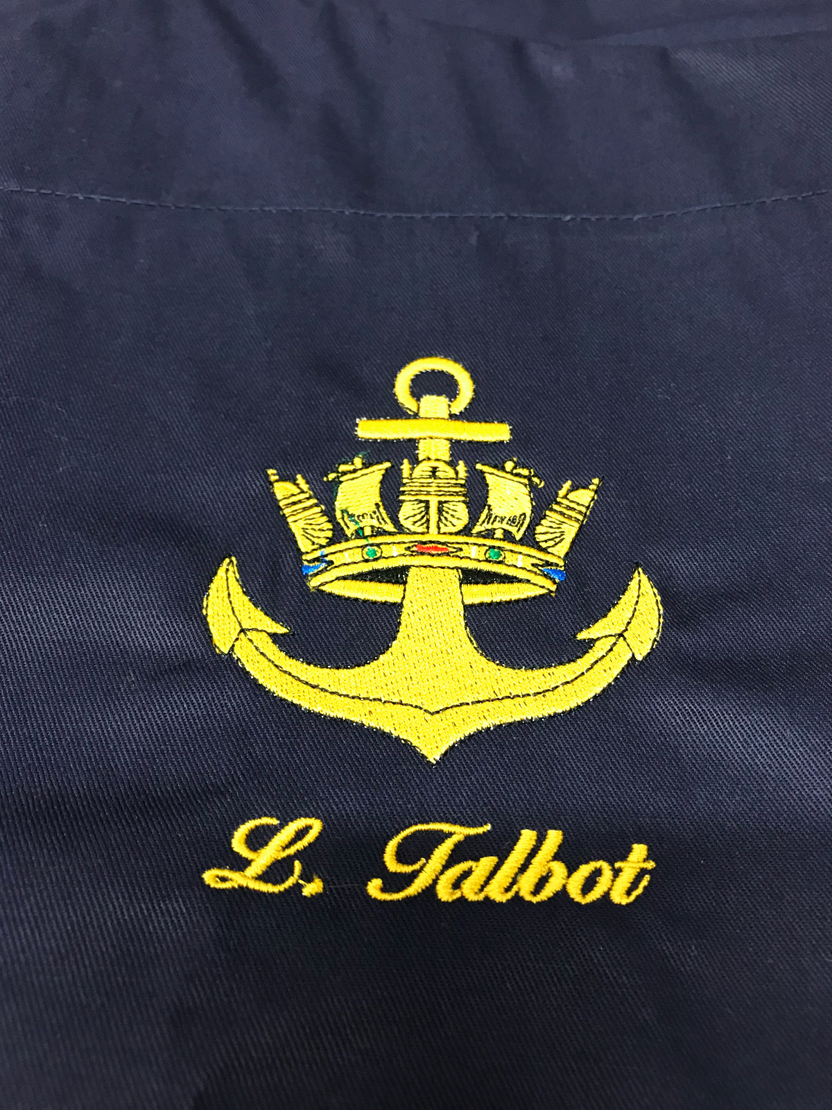 Personalised Royal Navy suit cover, another crest design